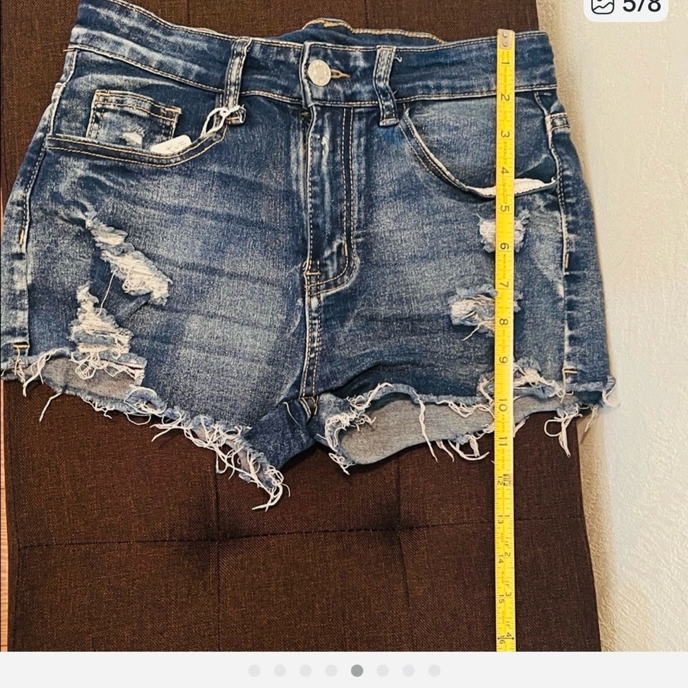 #1262** Distressed Denim Women Shorts - Picture 5 of 10